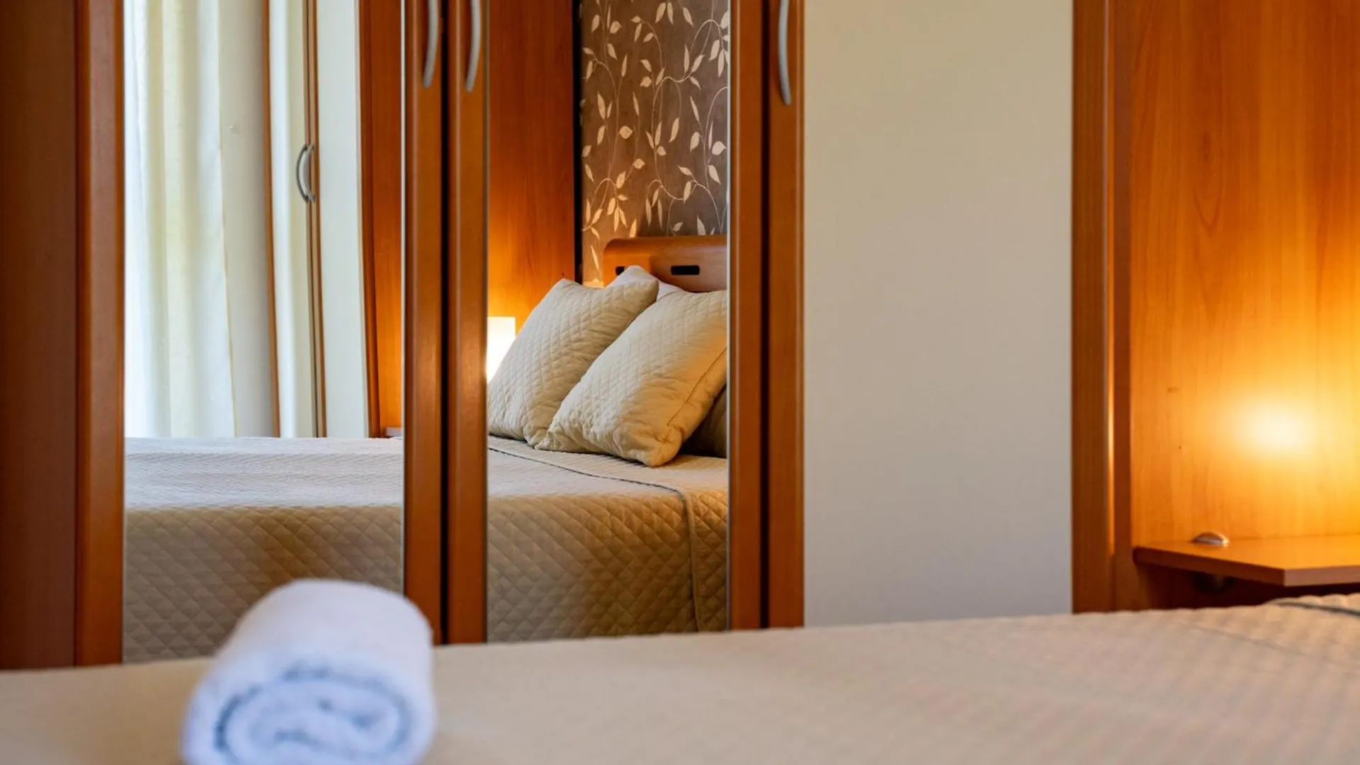 Rab Centar Due Apartment Palit Croatia