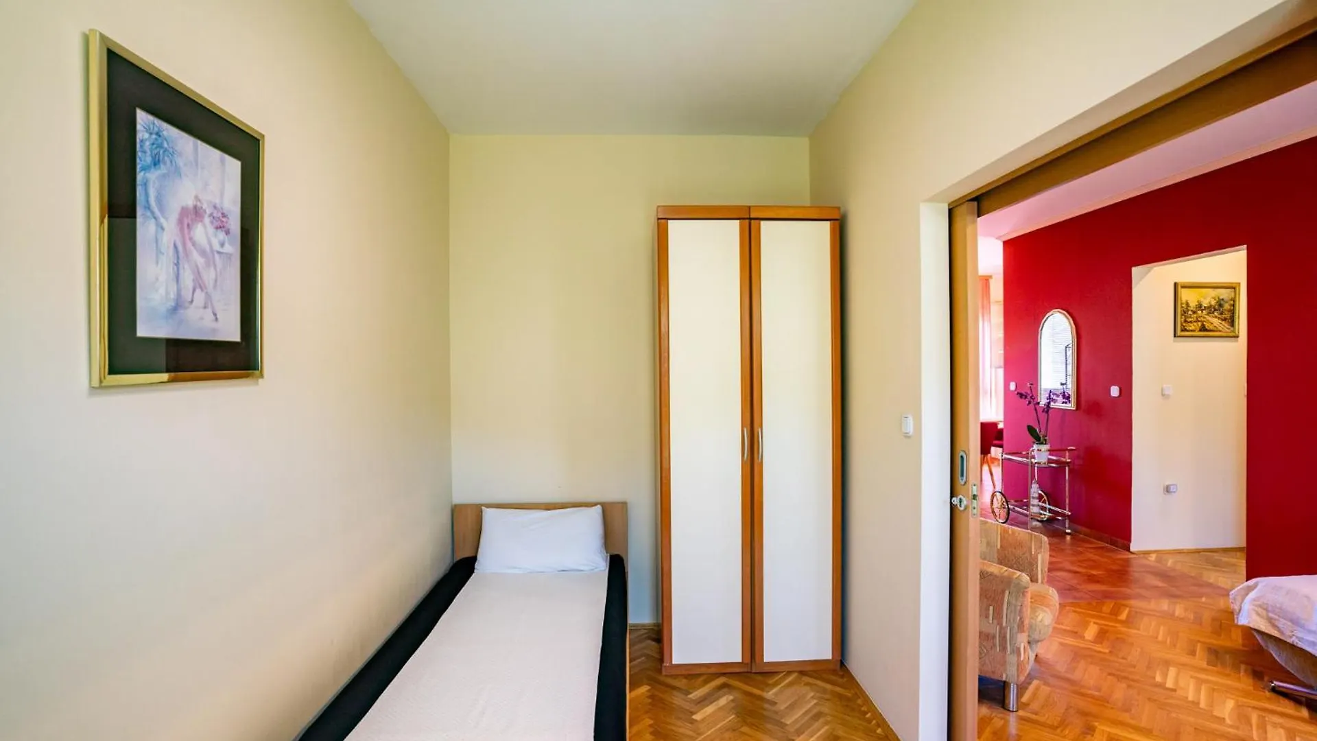 Rab Centar Due Apartment Palit 0*,