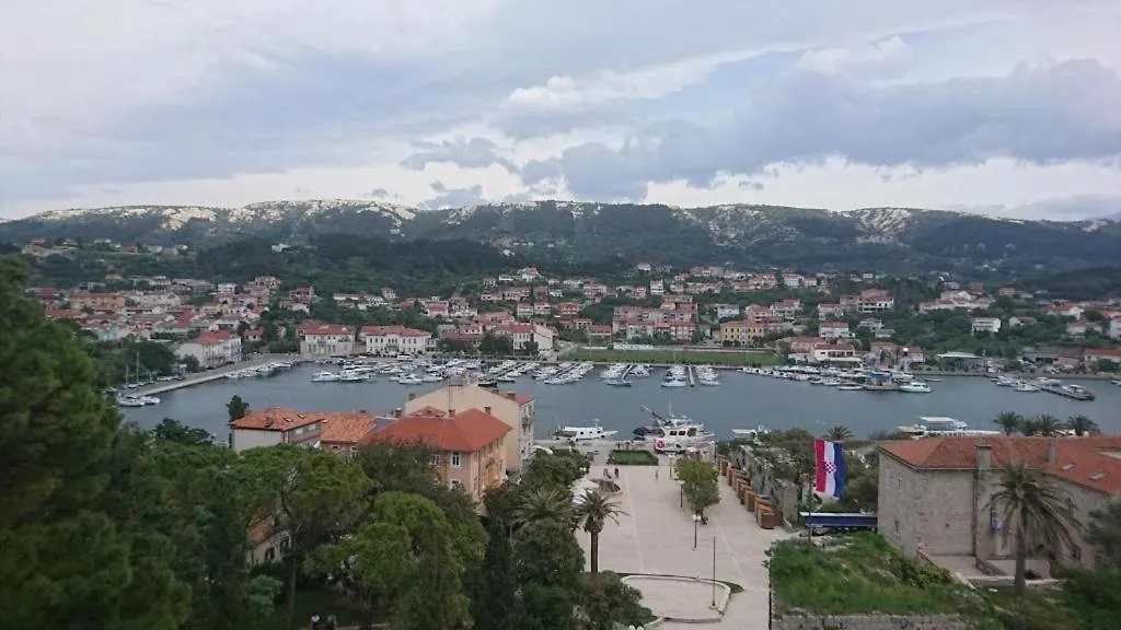 Palit Rab Centar Due 아파트