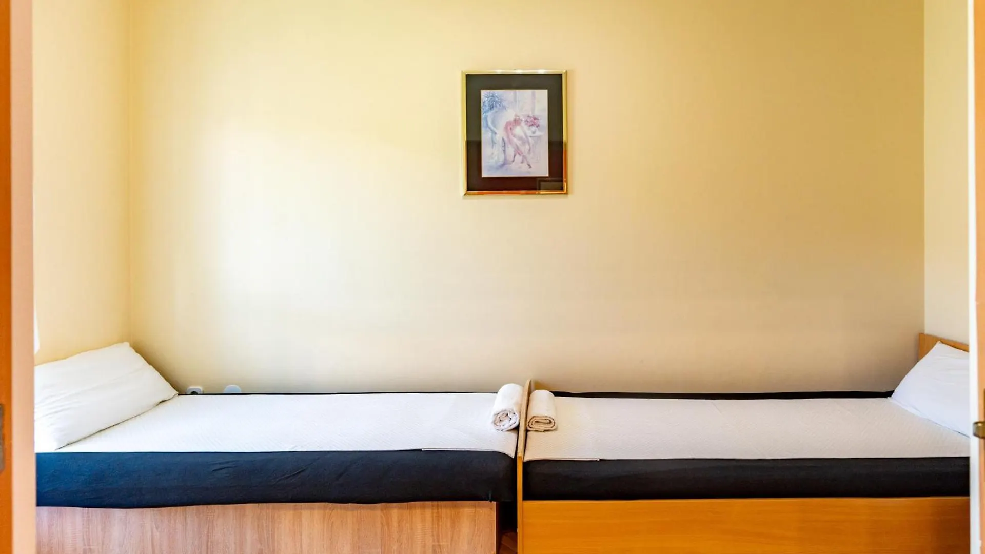 Palit Rab Centar Due 아파트