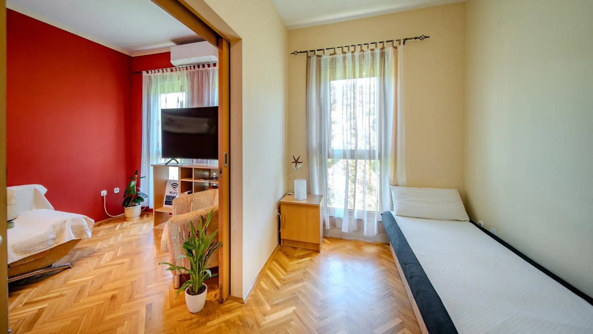 Palit Rab Centar Due 아파트